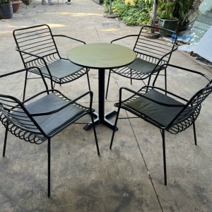 Bộ bàn ghế sắt nệm