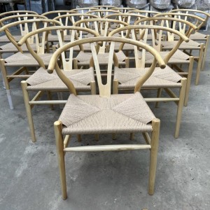 Ghế wishbone gỗ tần bì tm20