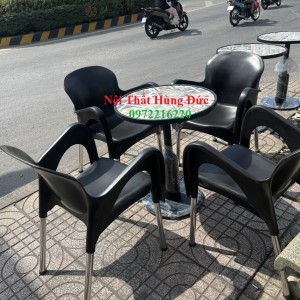 Bộ bàn ghế nhựa nữ hoàng