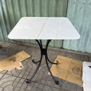 Bàn mặt đá cafe vuông chân sắt