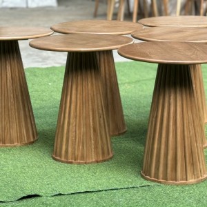 Bàn gỗ tròn tần bì xtm30