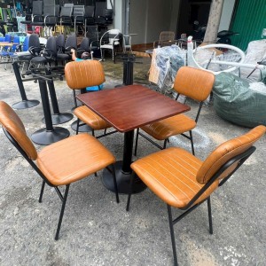 Bộ bàn ghế cafe lotter bọc nệm tt01